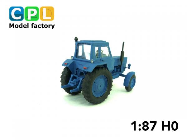 Traktor Belaruss MTS-80 kleine Kabine blau Bj 1978